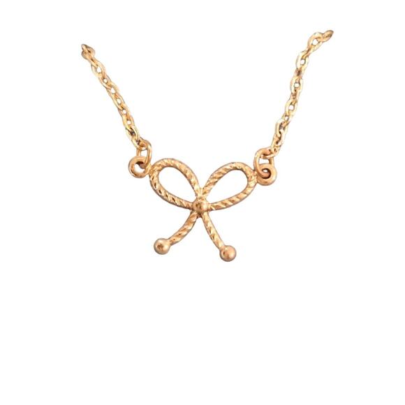 Vintage small bow charm with 14 inch chain - Picture 1 of 3
